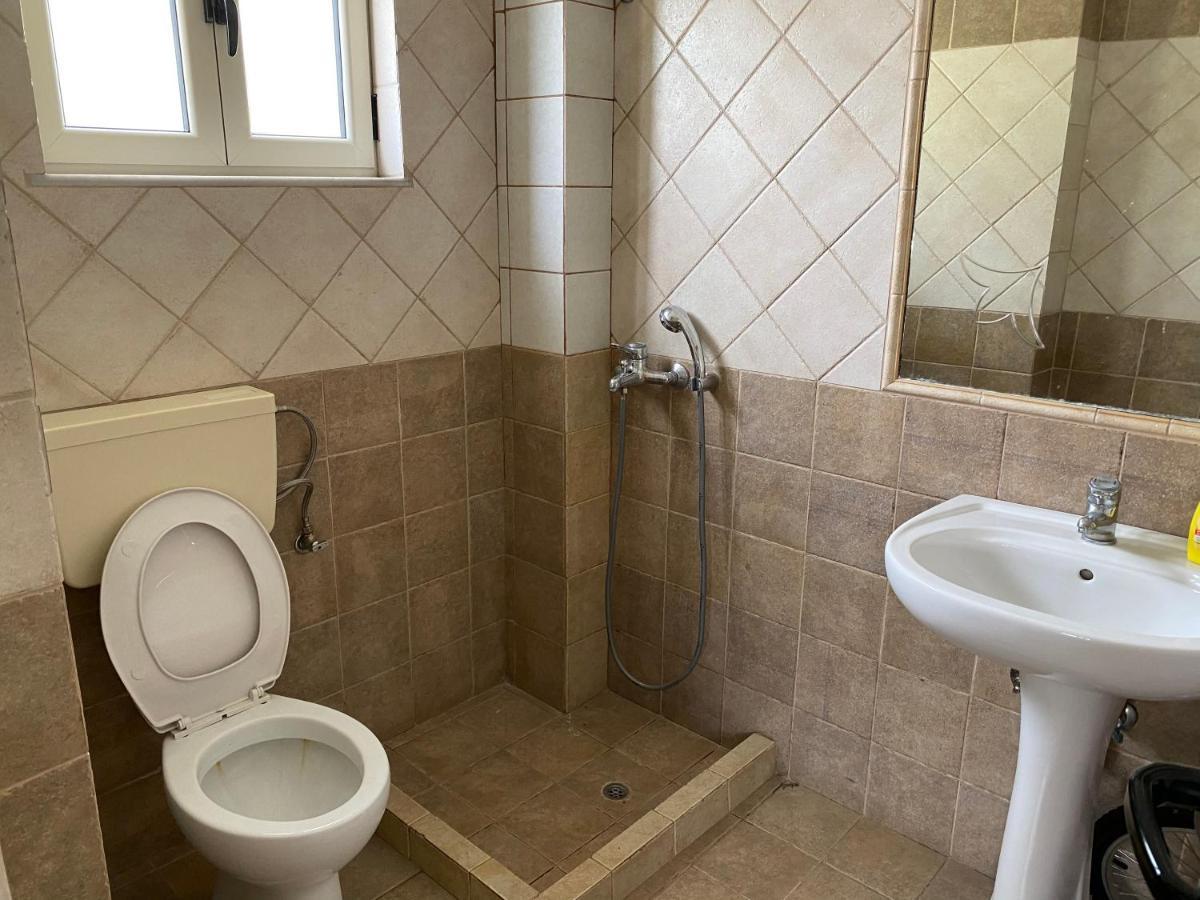 Villa Lilaj Vlorë Екстериор снимка